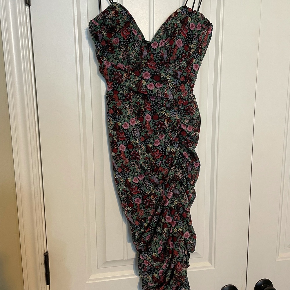 Floral fitted midi dress